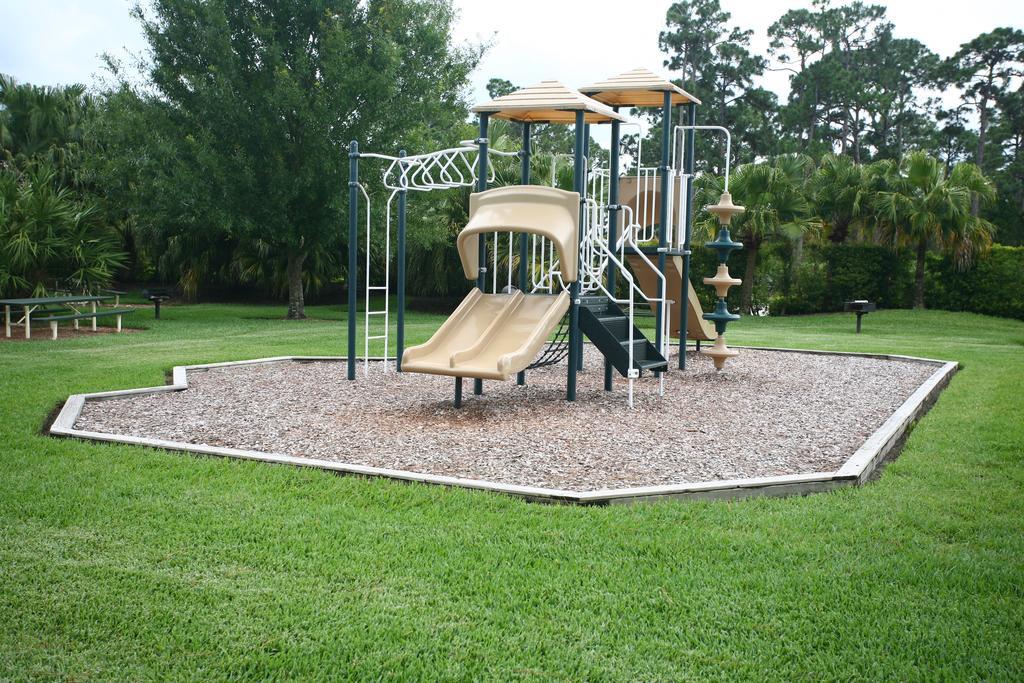 Perfect Drive Vacation Rentals Port St. Lucie Eksteriør bilde